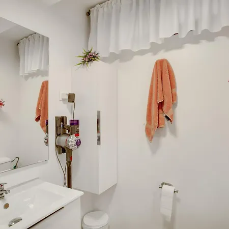Esther Dream Apartment *